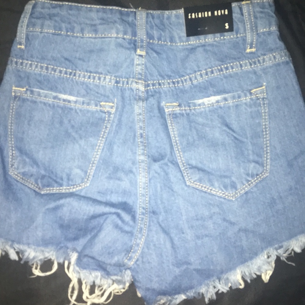 Shorts - Picture 2 of 2
